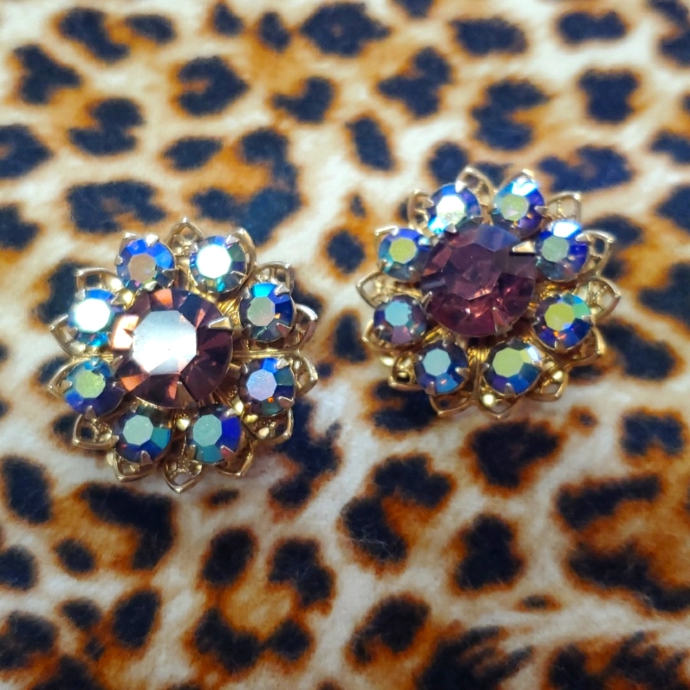 Vintage Brooch and Clip-on Earring Set